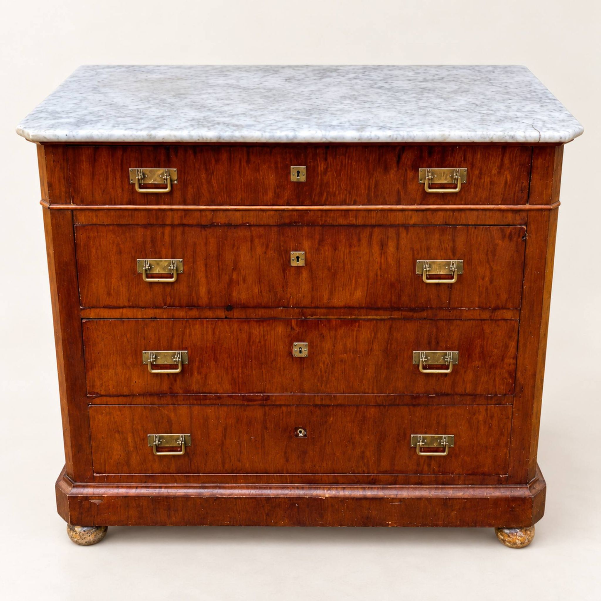 Vintage marine style chest of drawers with 4 drawers
