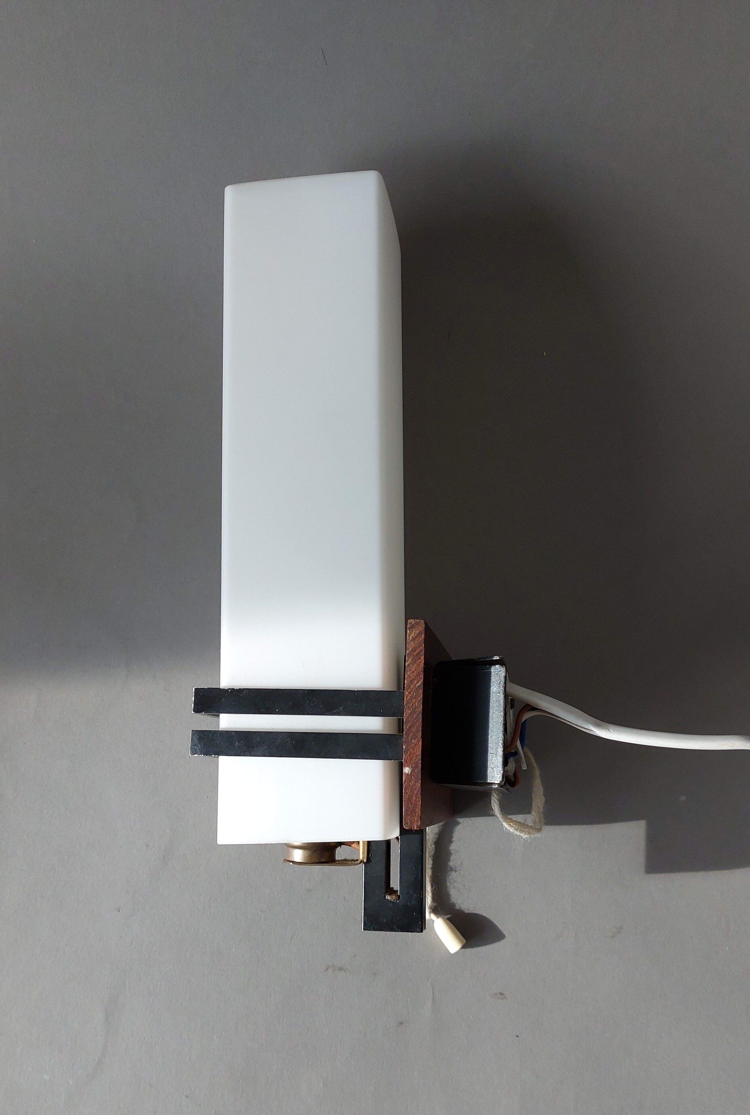 Modernist wall lamp teak, opaline and black metal 1960