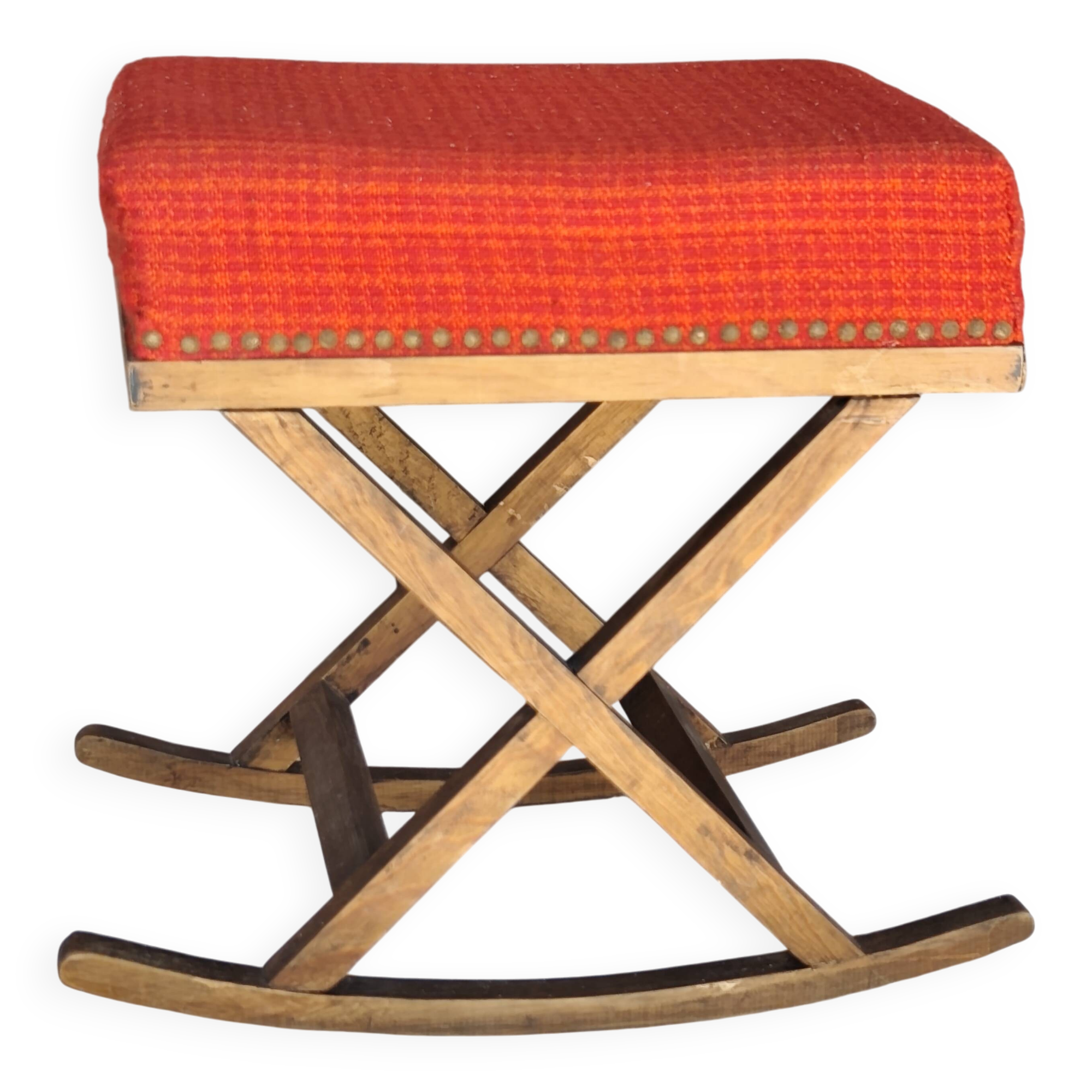 Vintage tilting footrest