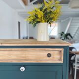 Green office secretary