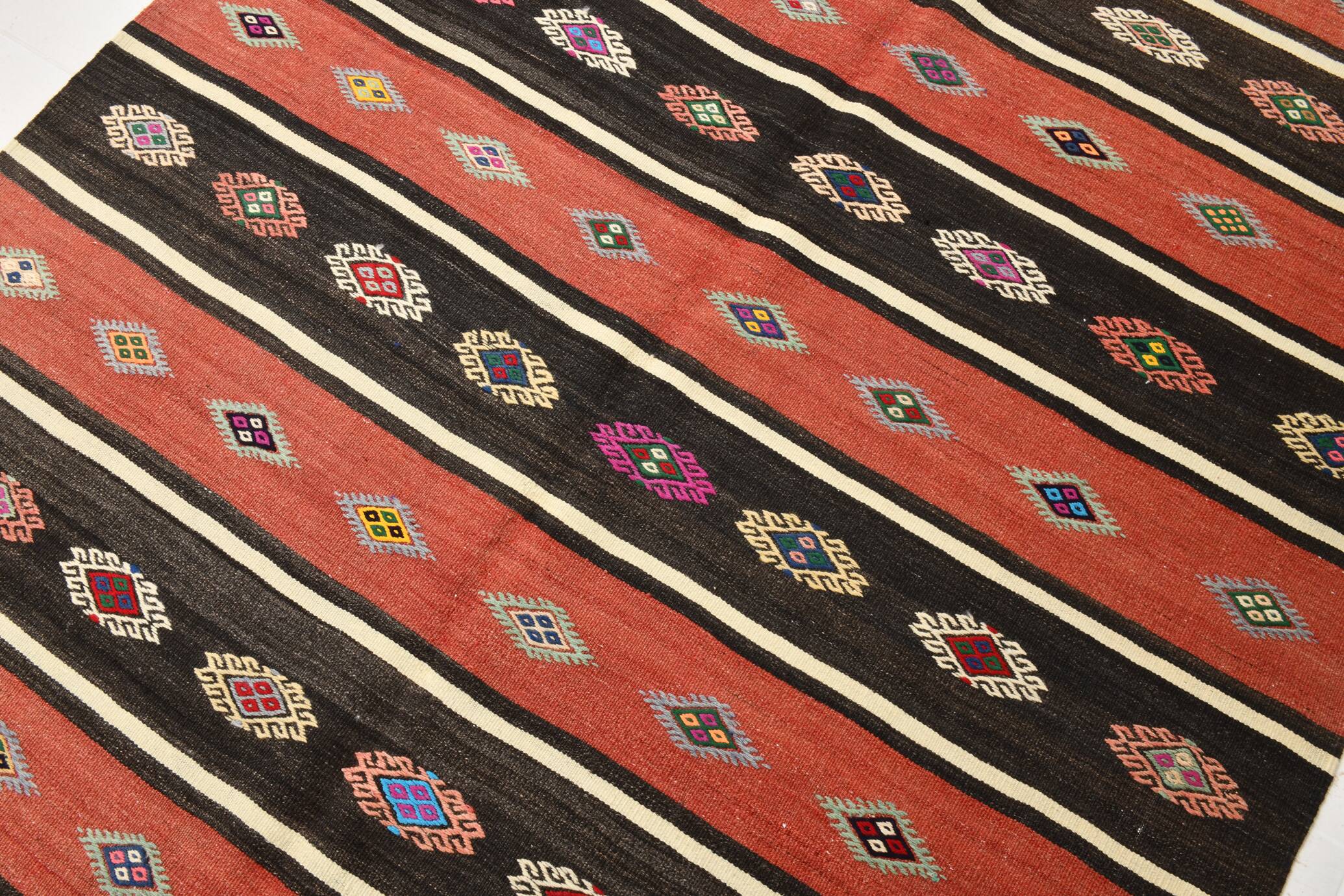 6x9 Red Cream Handmade Wool Vintage Rug, 178x274Cm