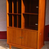 Vintage oak chest of drawers with vinyl storage, Year 1960. Ref Willy