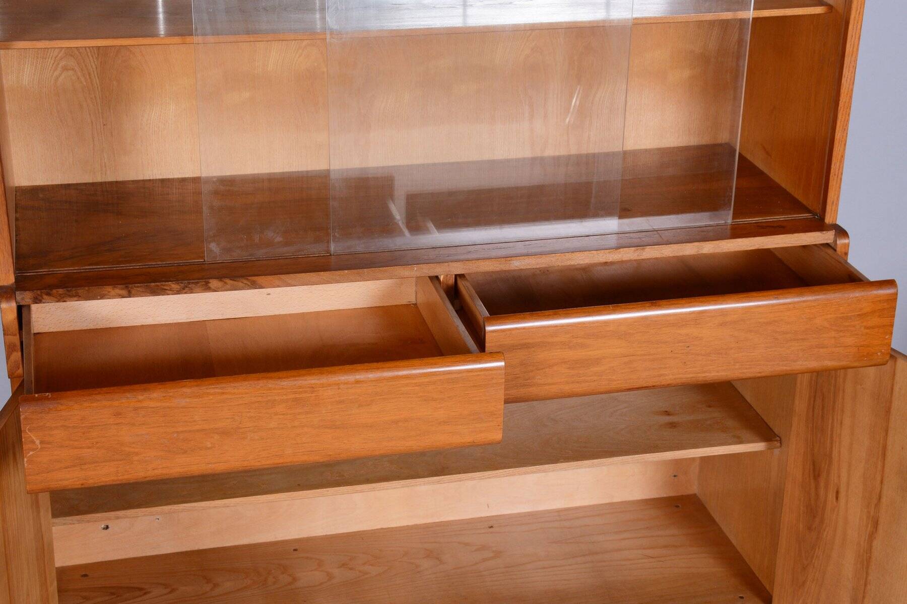 Art Deco Display Cabinet in Oak and Glass, Czech, 1940s
