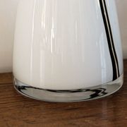 Vase vintage en verre opaque