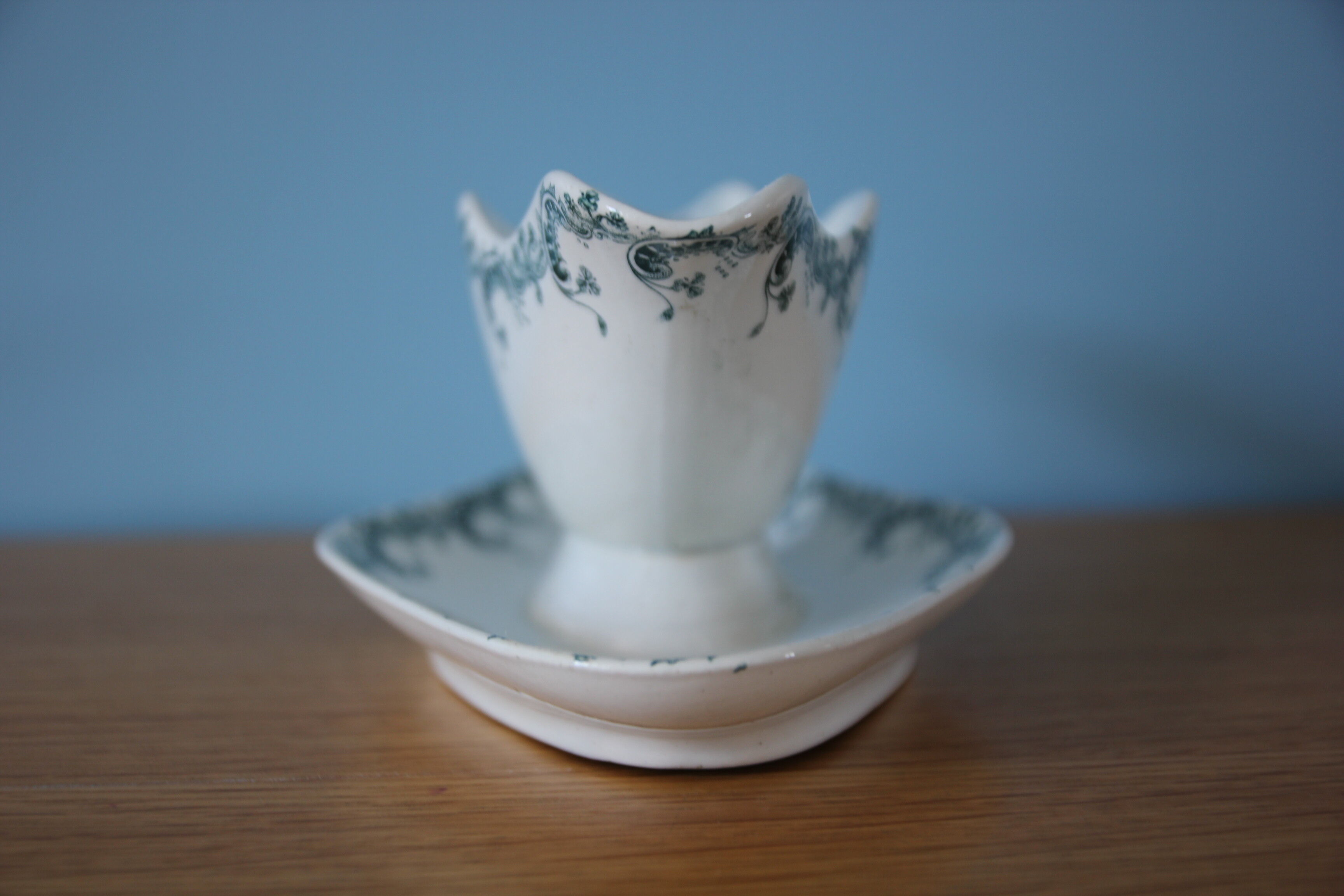 Saucière iron earth Byzantine model of Saint Amand and Hamage