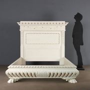 Lit ancien de style néo-Renaissance en peuplier sculpté, XXe siècle