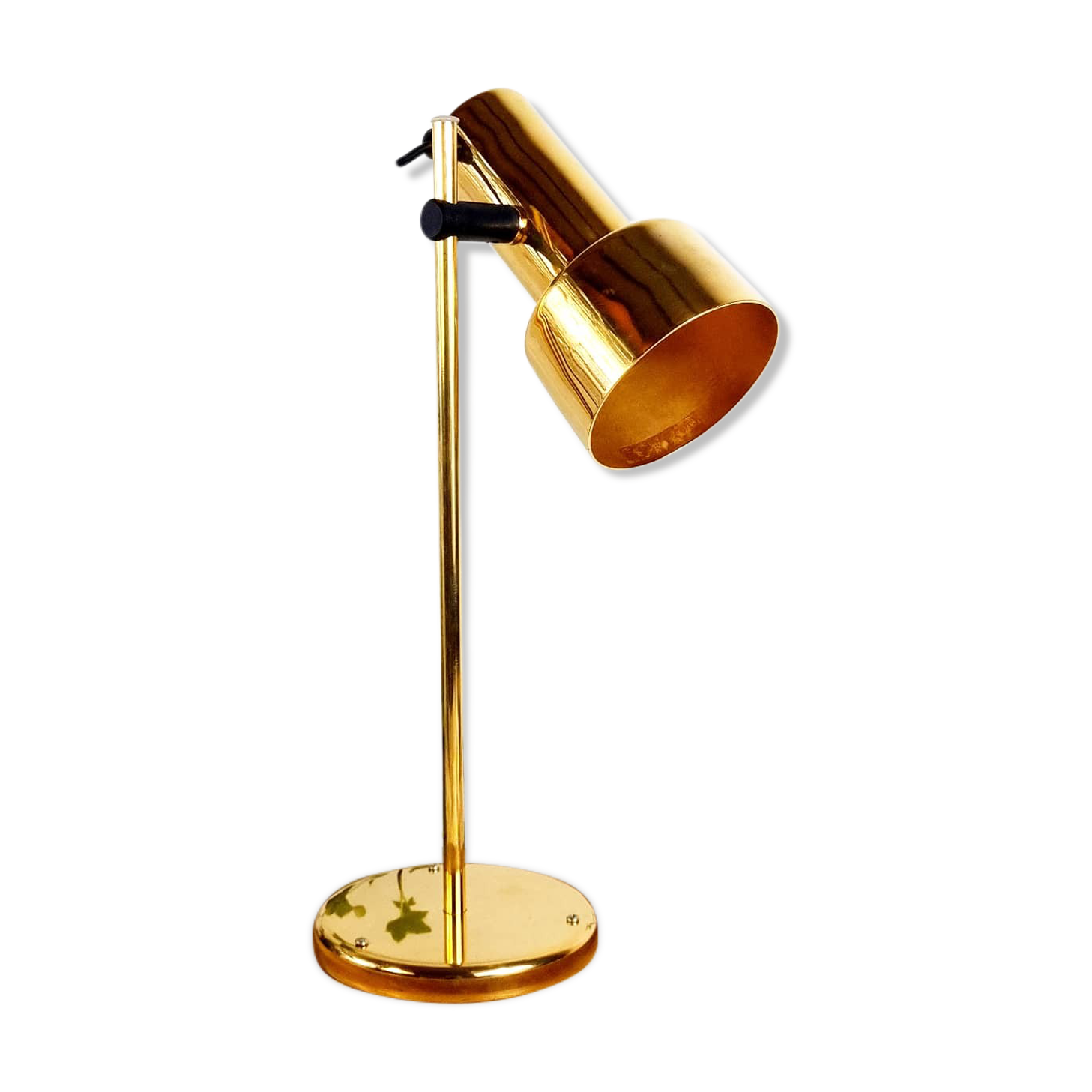 Adjustable lamp in gilded metal wooden base