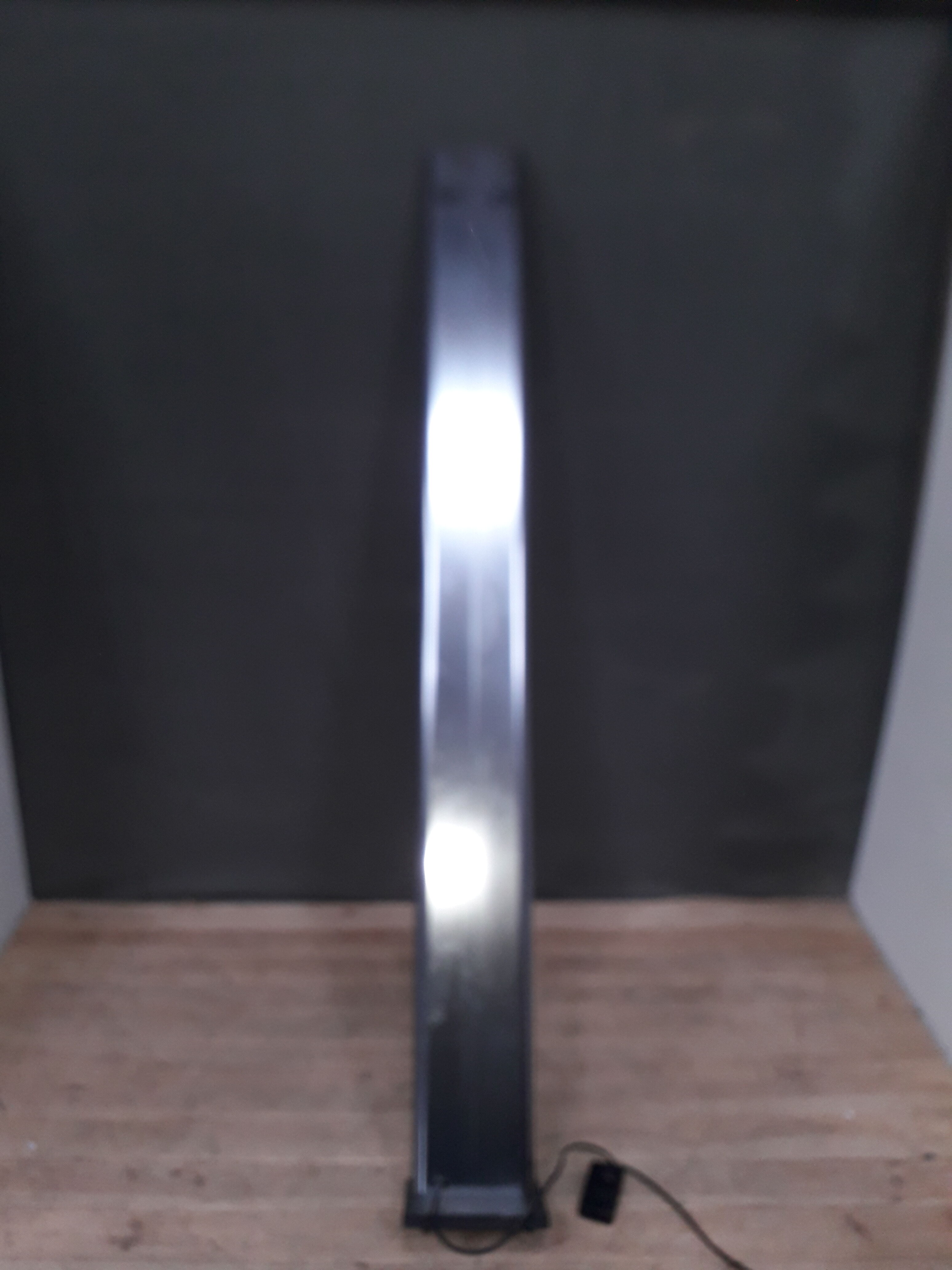 Hallogenexen metal lamppost