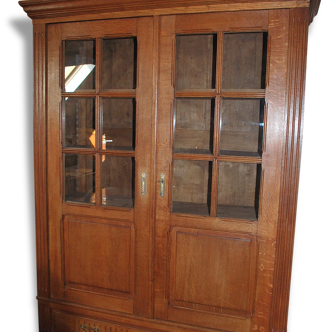 Oak bookcase