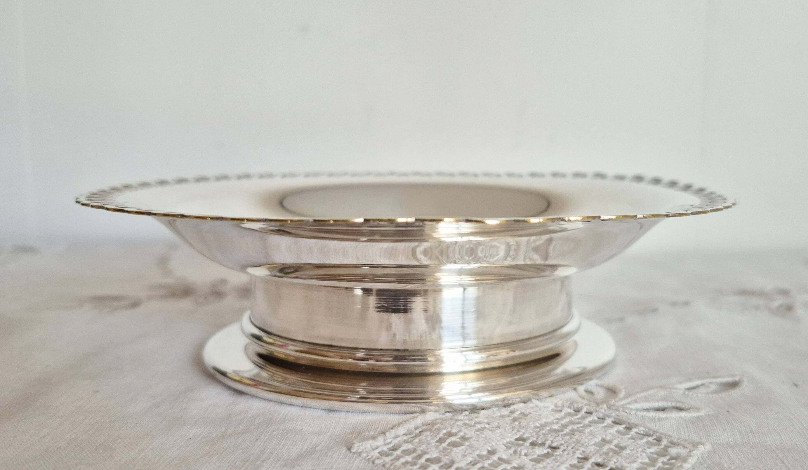 Butter dish style Coquillor, in silver