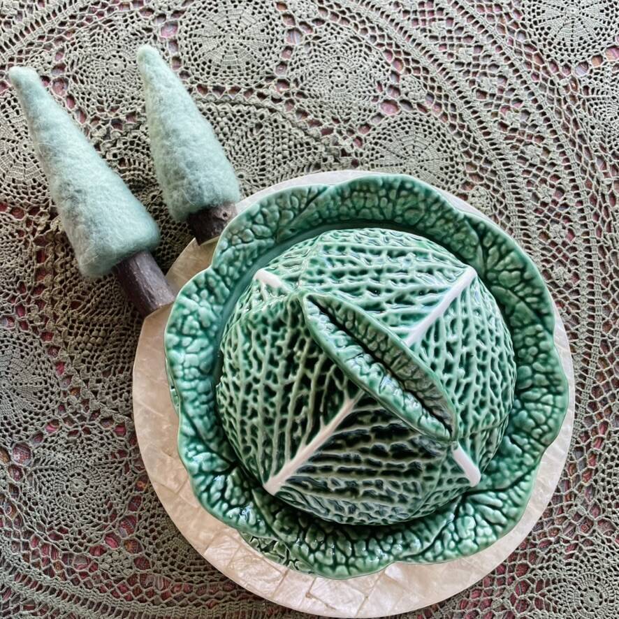 Vintage green soup tureen in majolica large model – Cabbage design – 1970s