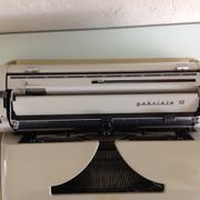 Triumph Gabriele 10 typewriting 1970