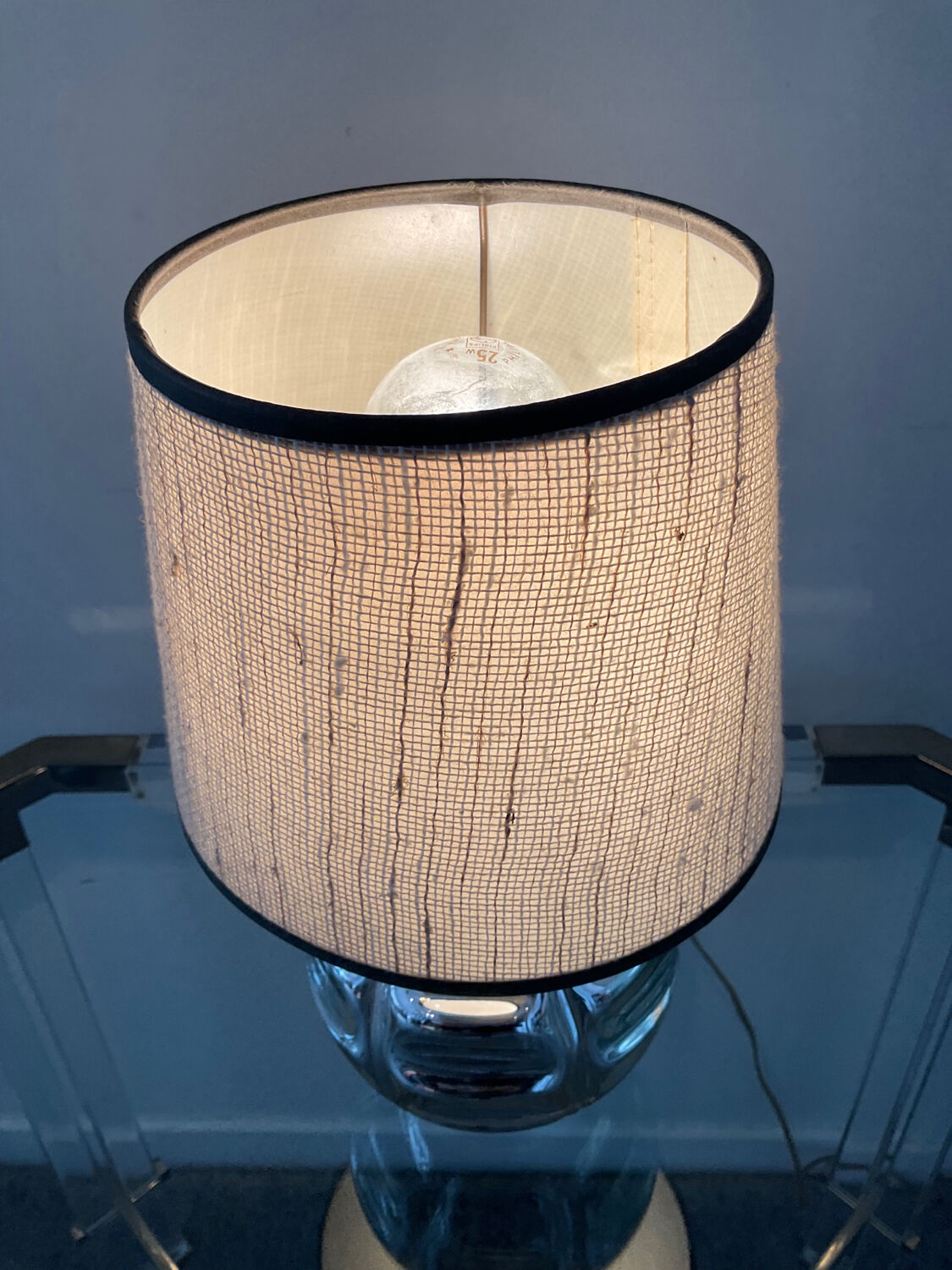 Vintage eglomised glass lamp from the 50s-60s