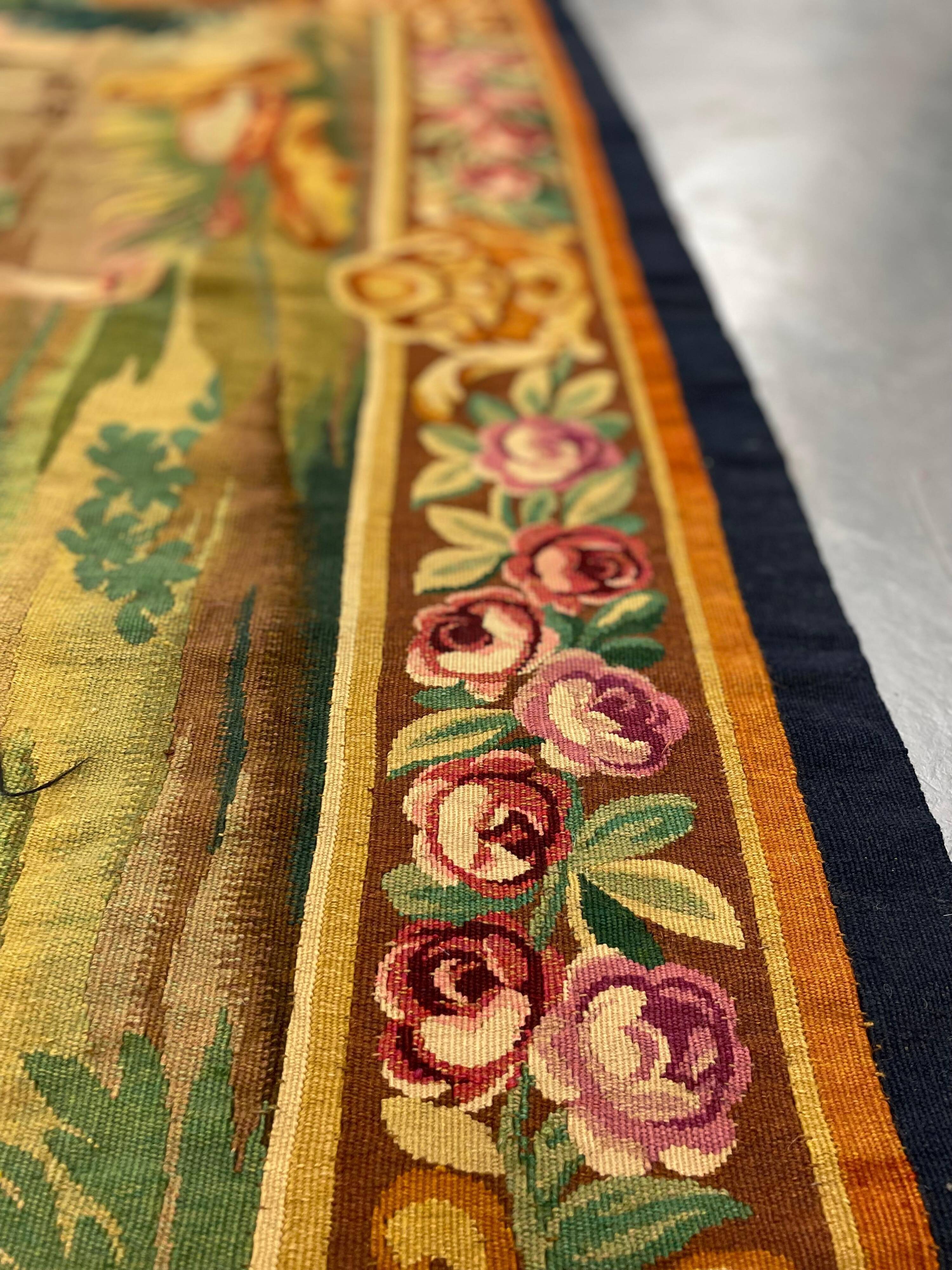 Tapisserie murale en laine de style français élégant avec verdure et scène de cour romantique