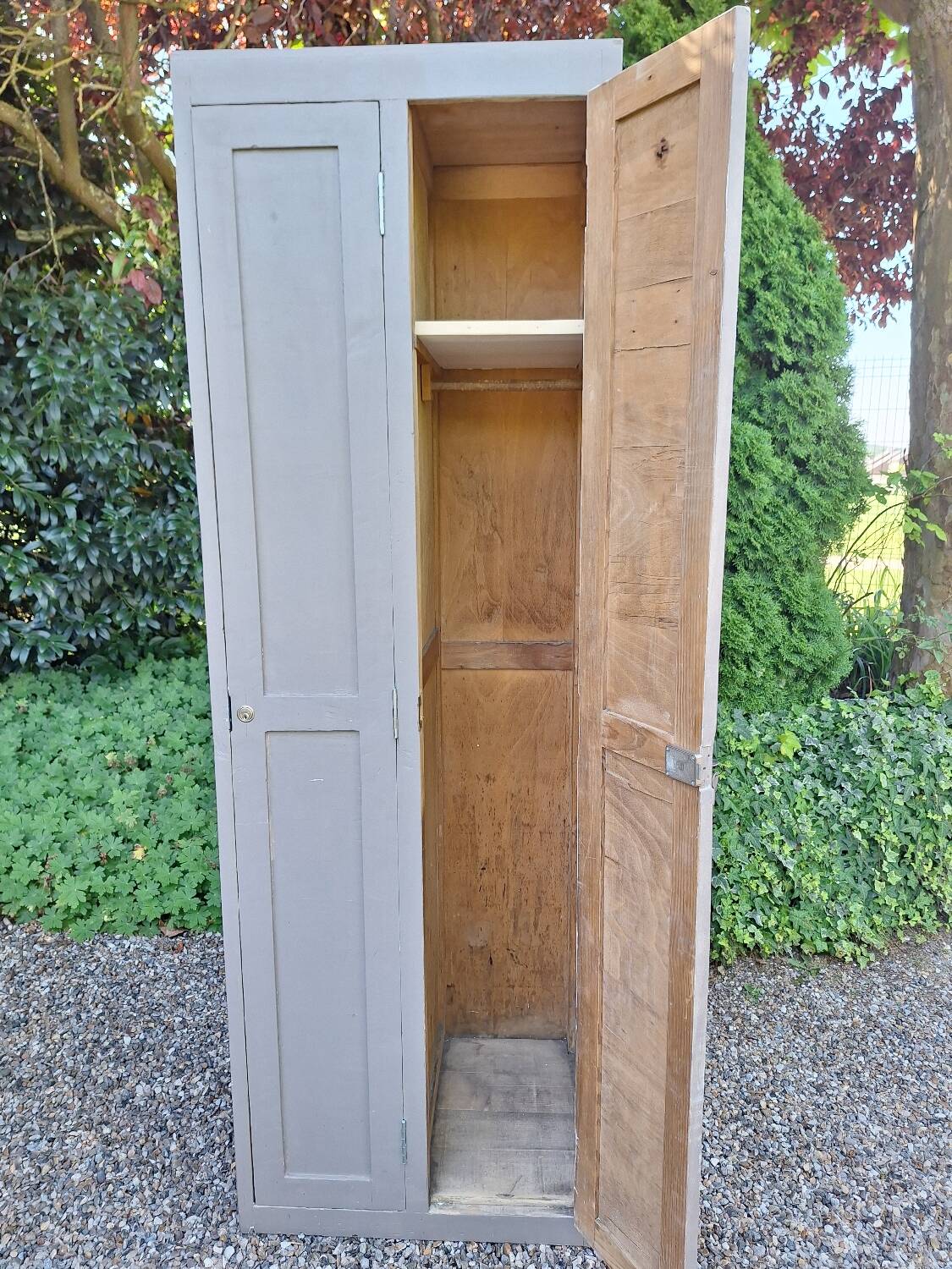 Workshop locker-wardrobe