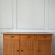 Buffet en bois et rotin