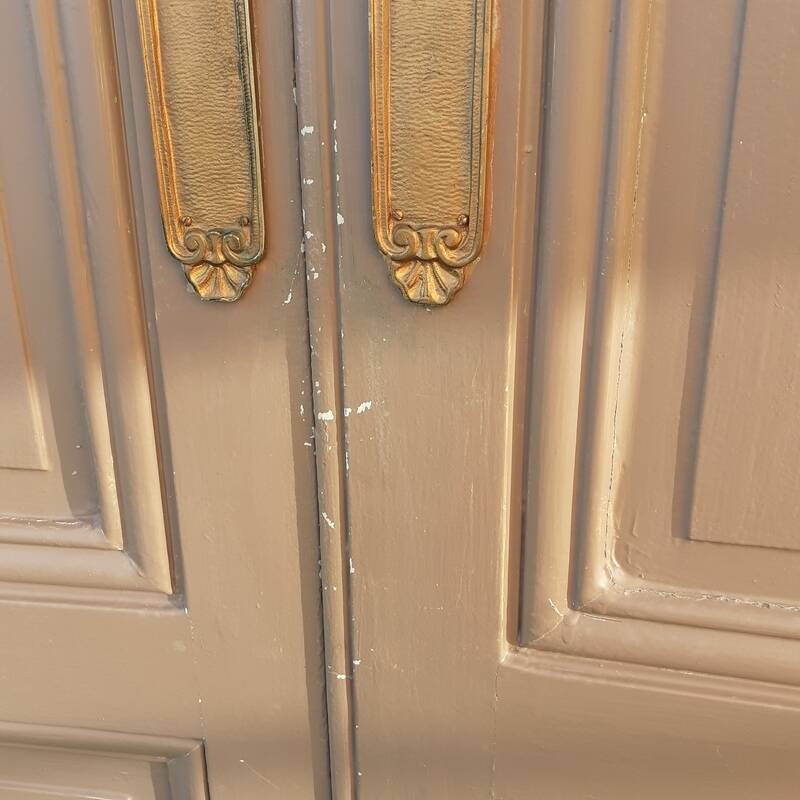 2 pairs of large 19th-century Haussmann-style cupboard doors.