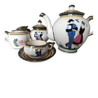 Henriot Quimper coffee service 8 cups/saucers, coffee pot, sugar bowl, jug.