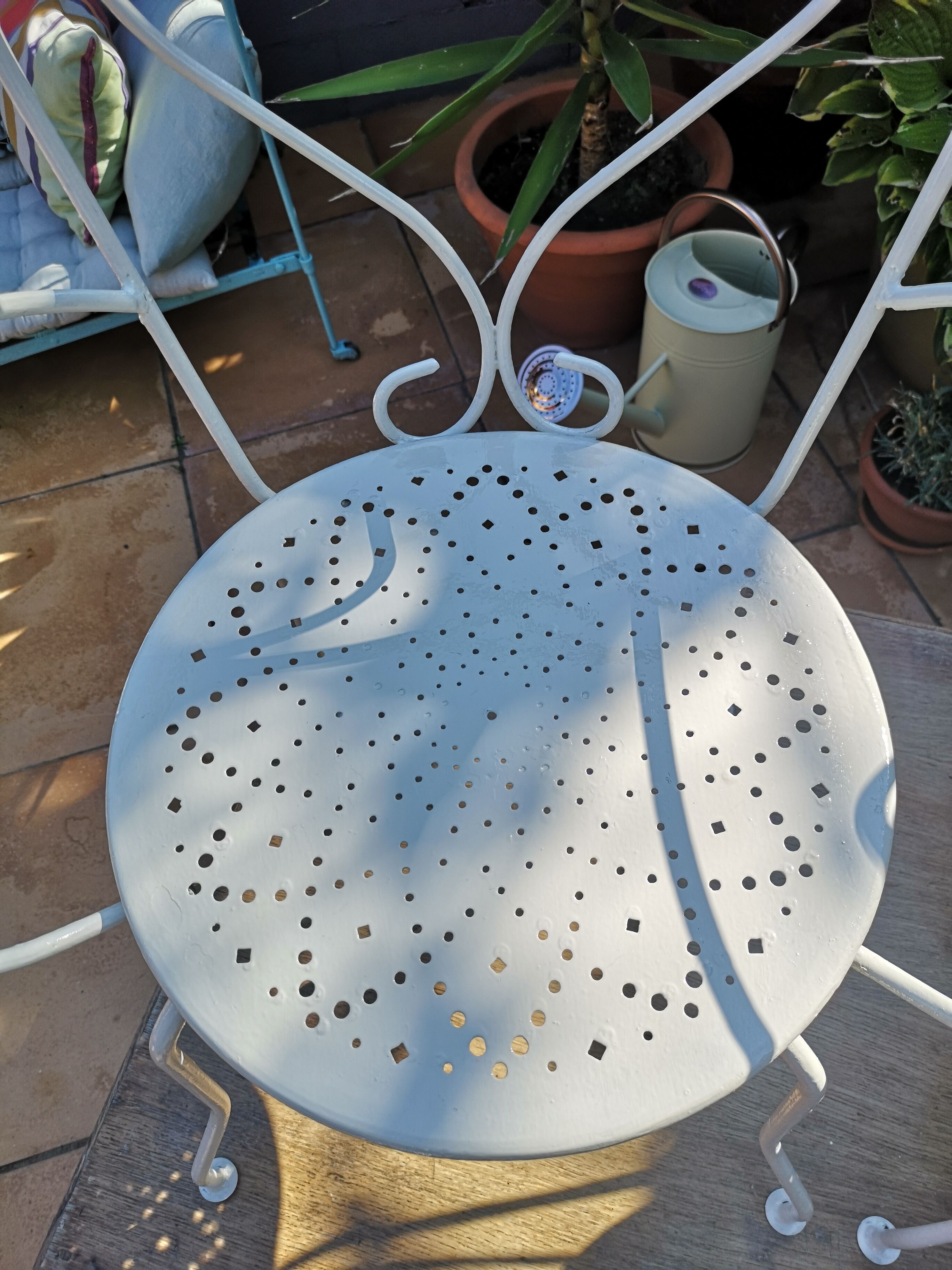 Lot of wrought iron chairs and armchairs