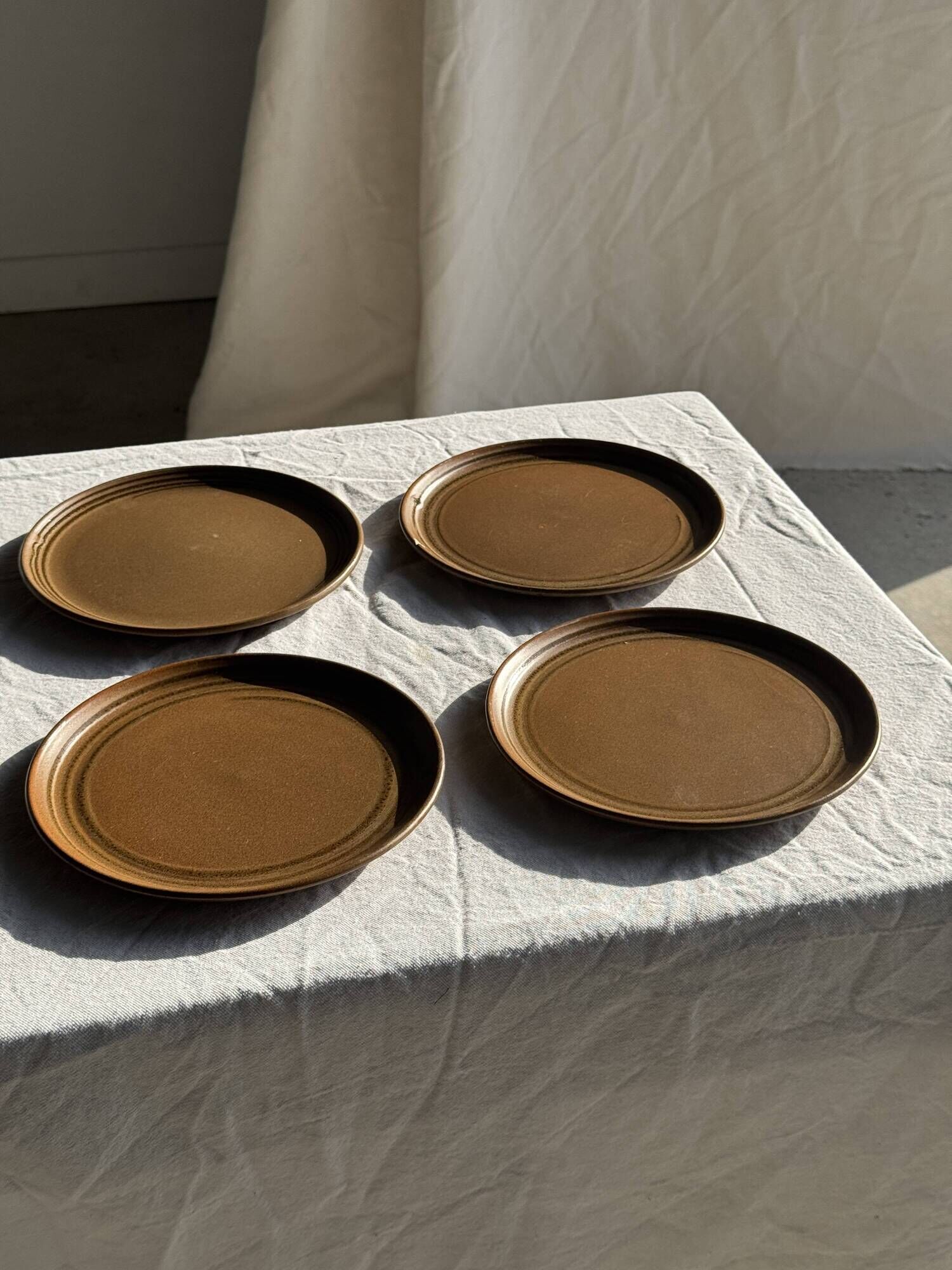 Lot de 4 assiettes à dessert brunes Sarreguemines Modèle Savoie D19.5