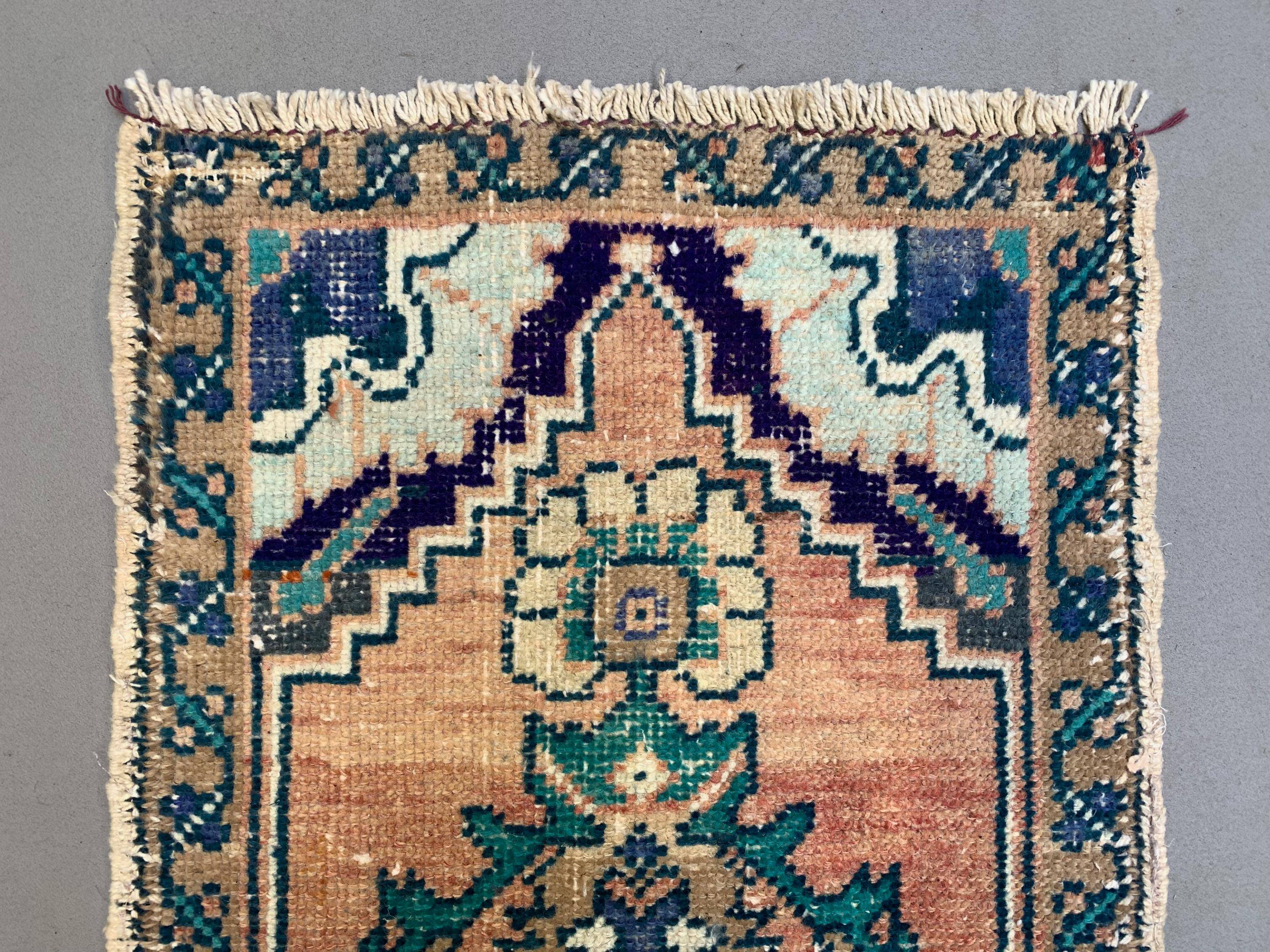 Small vintage turkish rug 90x48 cm, short runner, tribal, shabby, mini carpet