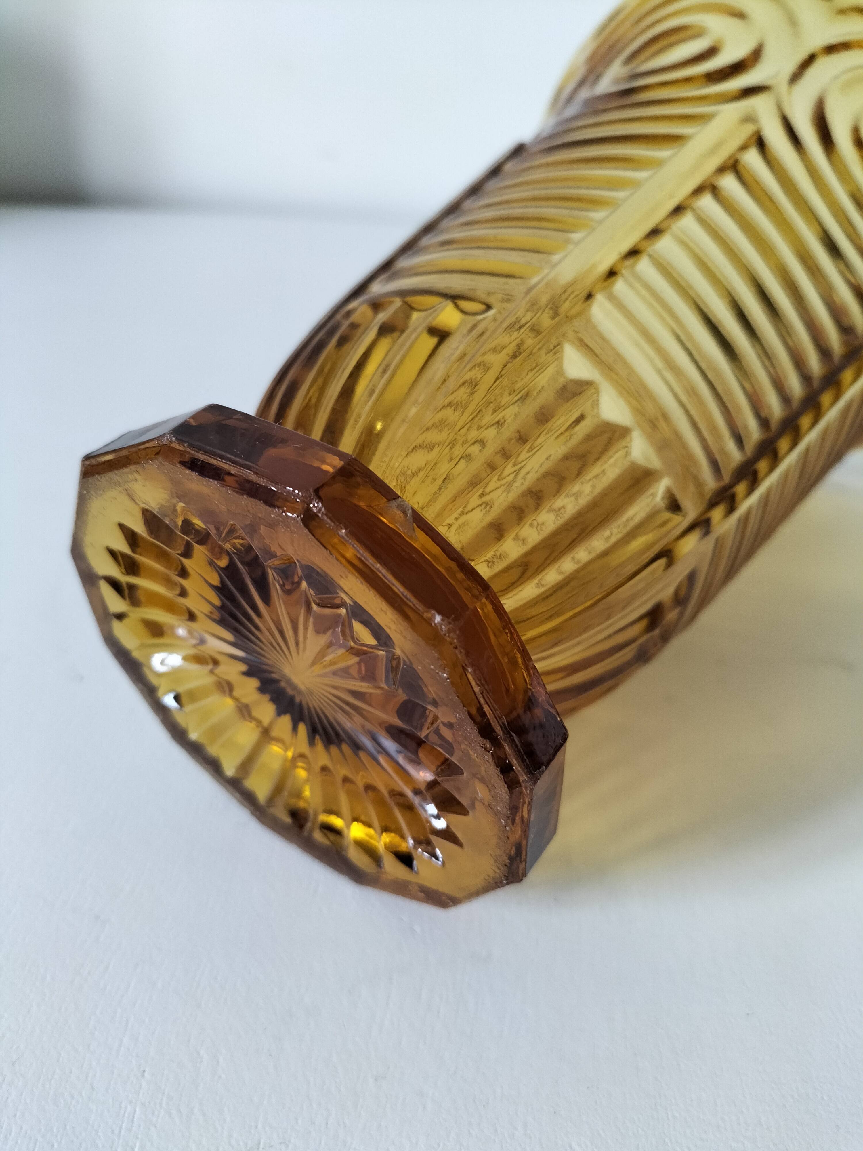 Art Deco vase in molded pressed glass, amber color