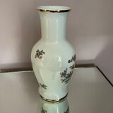 Porcelain vase motifs birds and flowers from Hollohàza Hungary