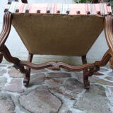 Louis XIII acanthe-leaf chair