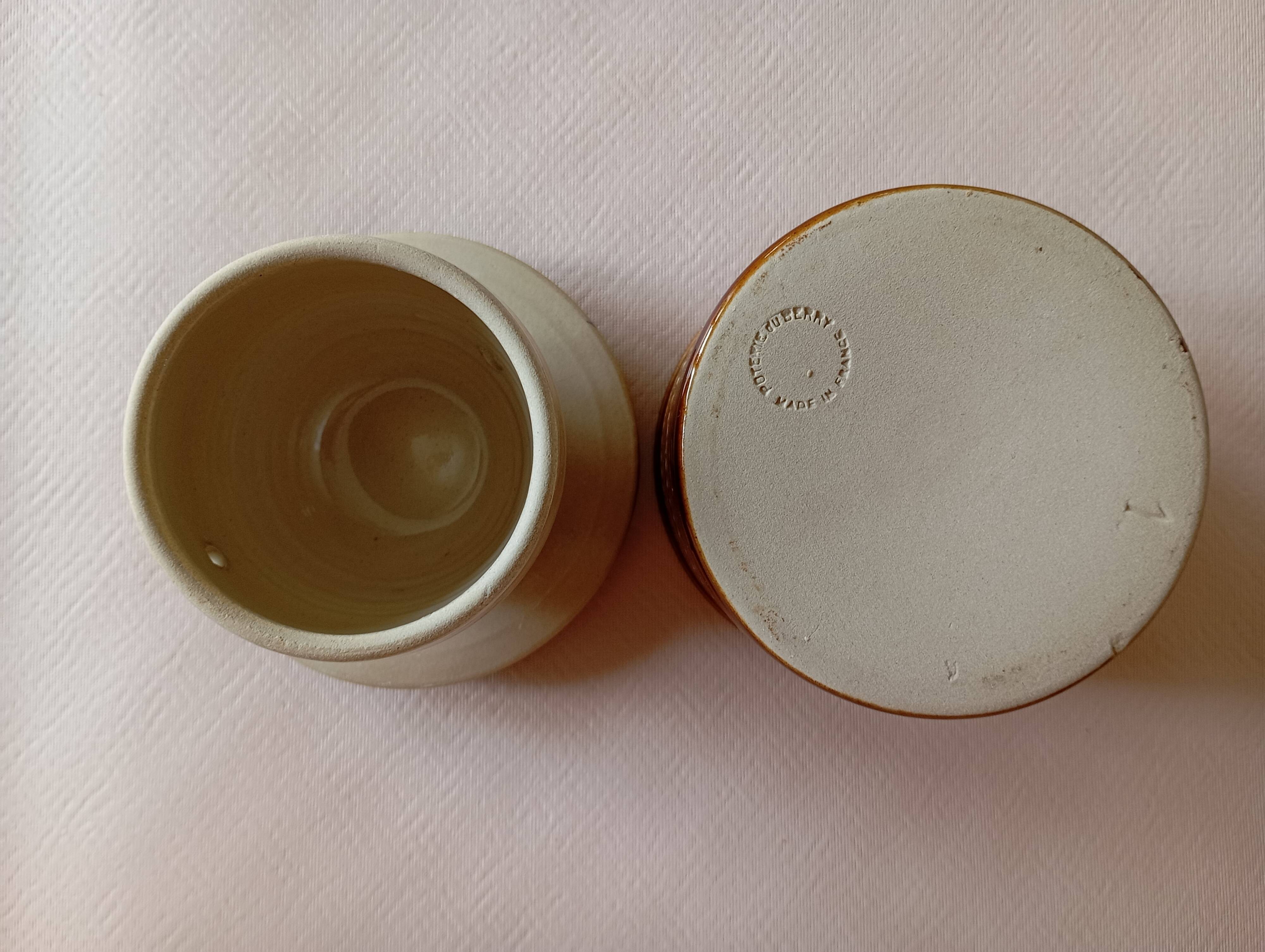 Berry sandstone water butter dish