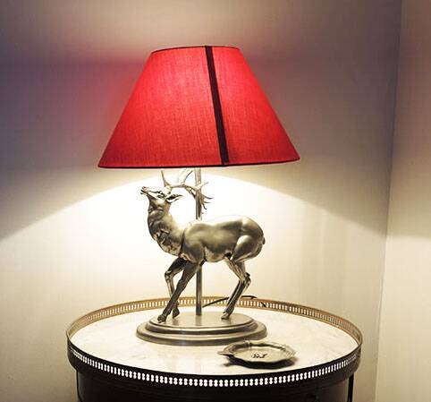 Old Pewter Deer Table Lamp