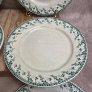 Set of 6 flat plates, Gien Montigny ironstone – old green decoration.