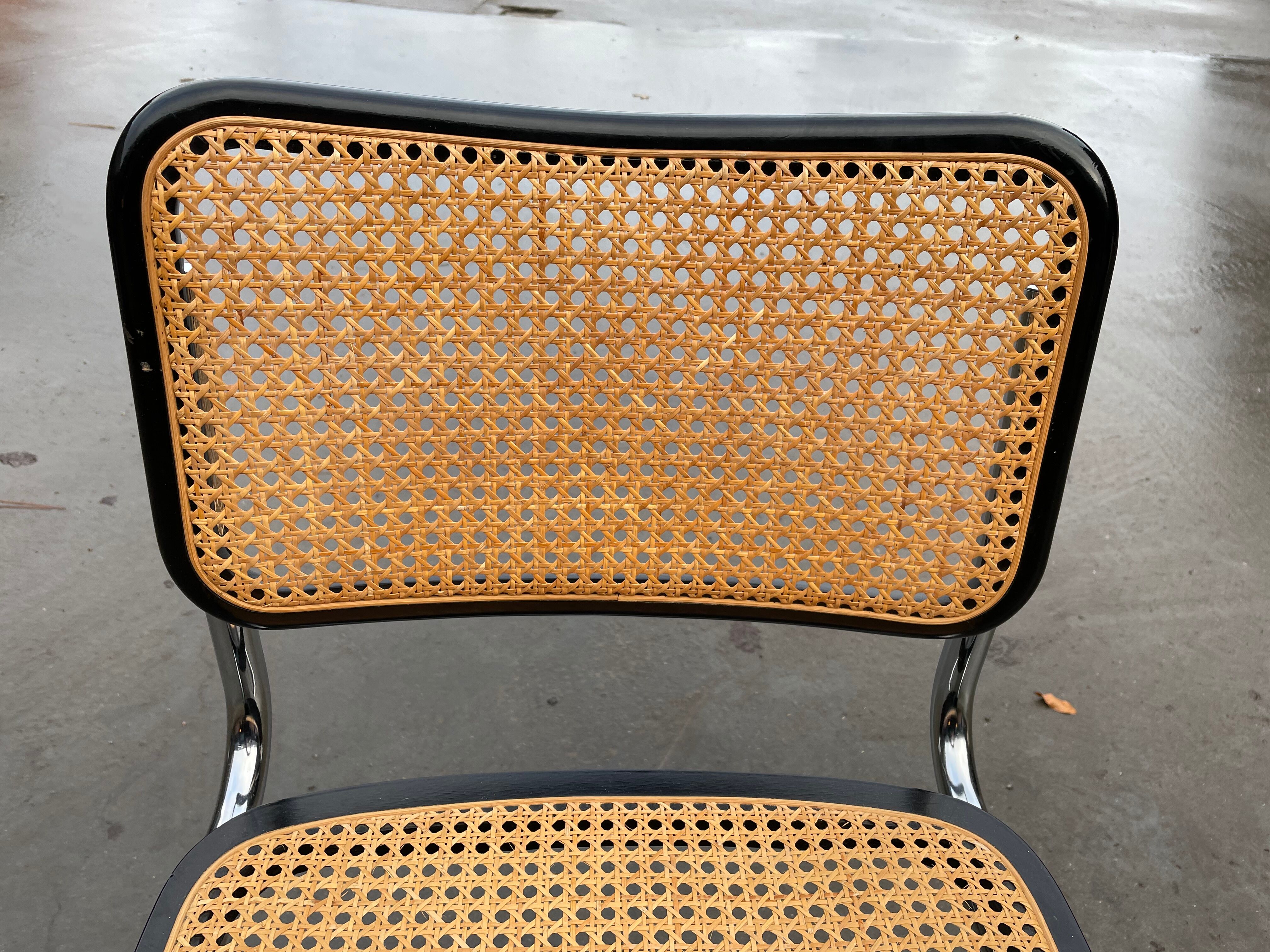 Cesca design chair b32 model in black and chrome