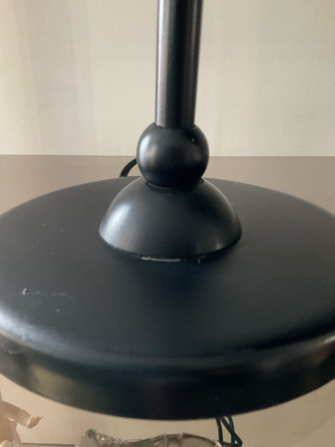 Vintage lamp from the 80s in black metal and glass paste