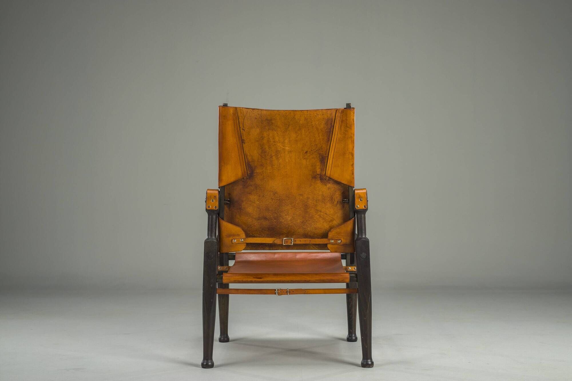 Swiss Leather Safari Chair attributed to Wilhelm Kienzle for Wohnbedarf