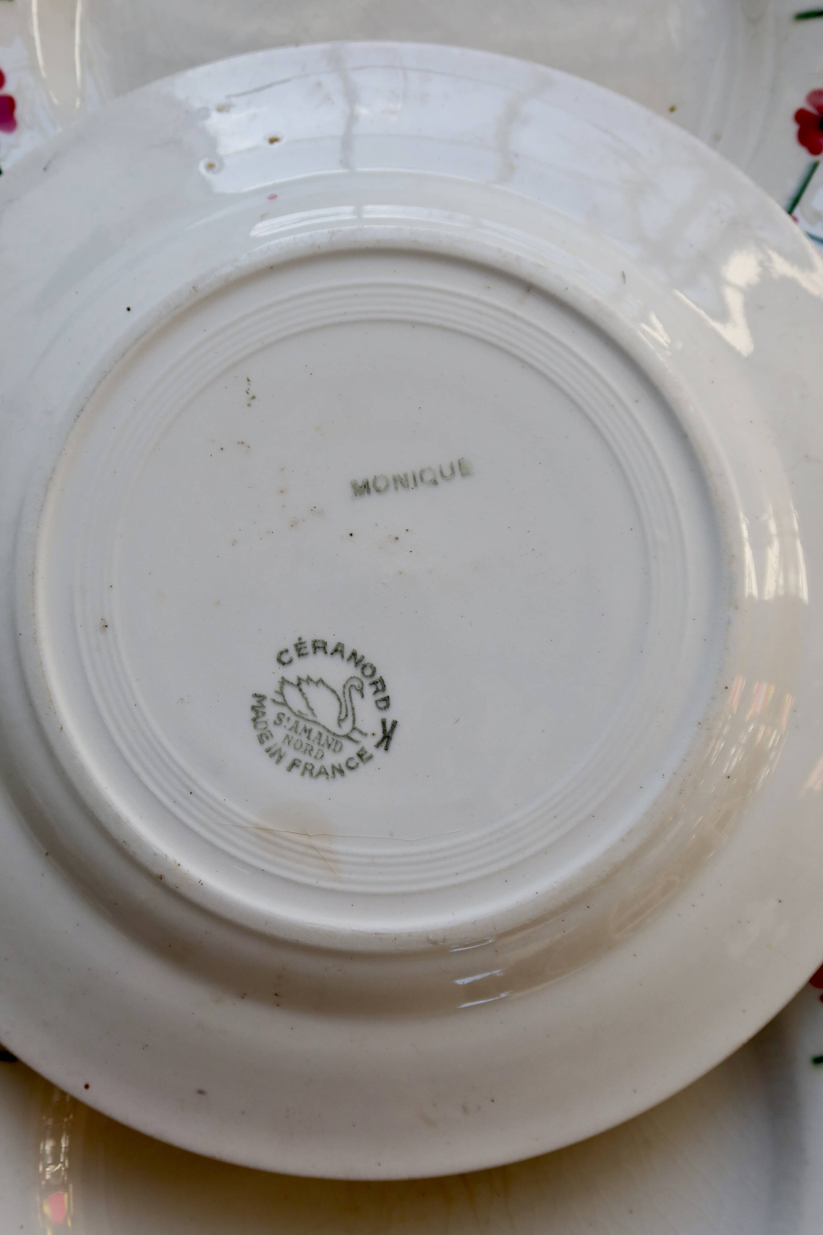 6 vintage ironstone dinner plates from Céranord Saint-Amand - Monique