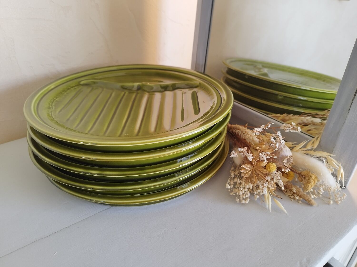 Gien ceramic asparagus plates