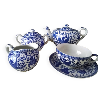"Egoiste" tea set in Japanese porcelain