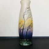 Tree-decorated laminated glass vase