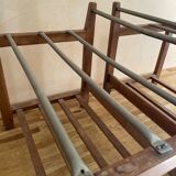 Pair of suitcase holders