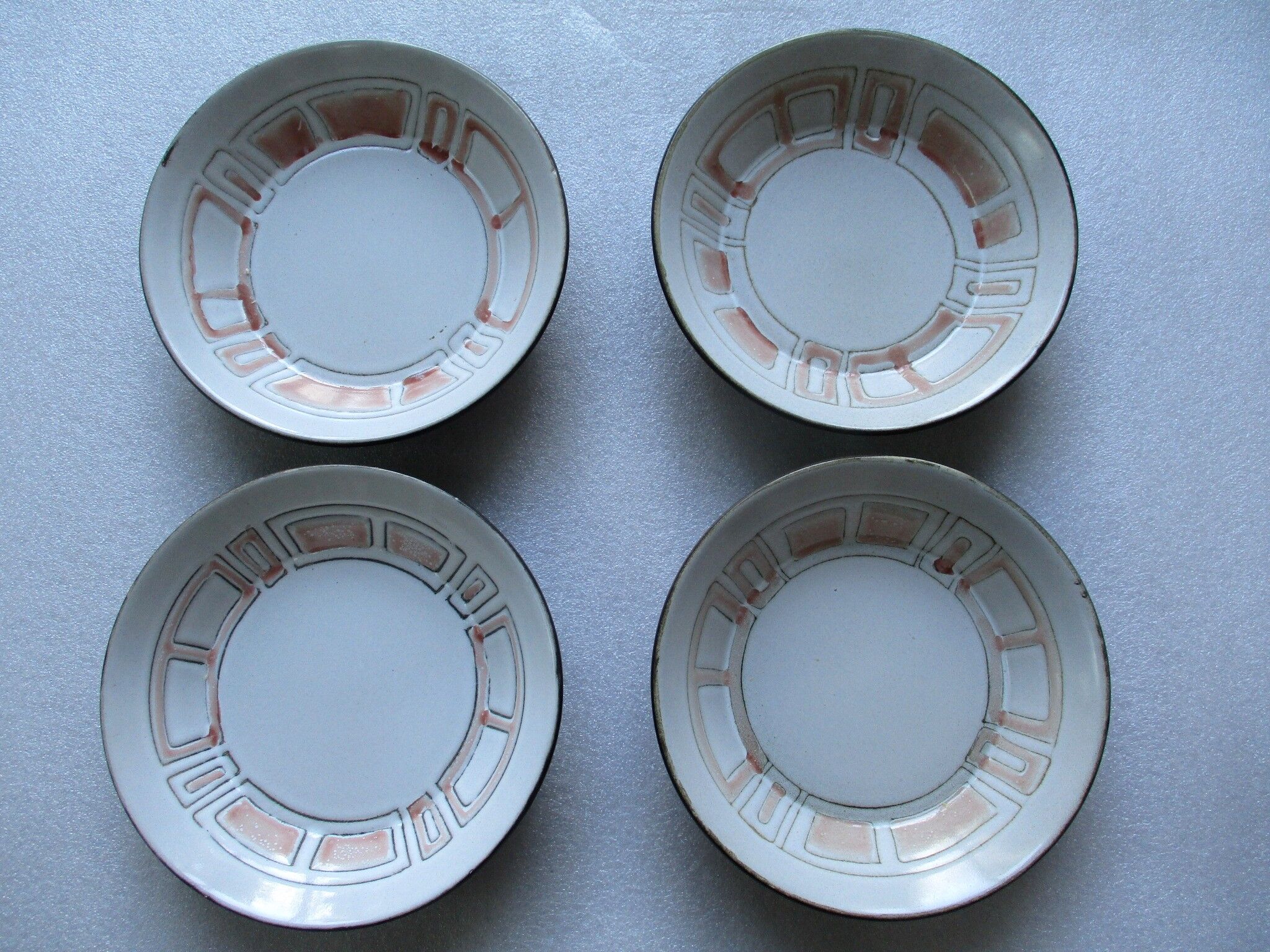Set of 12 hollow plates in Niderviller stoneware