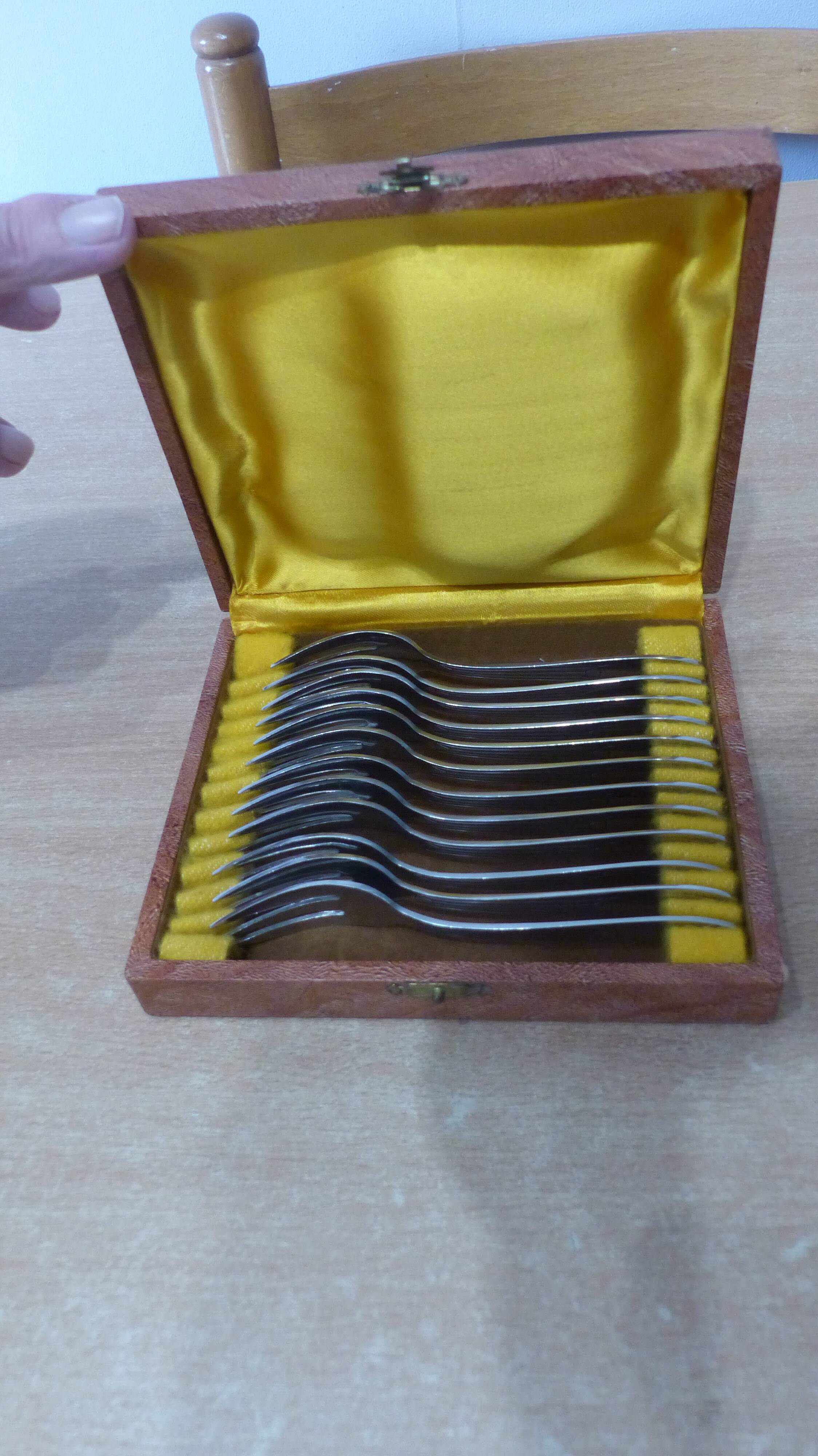 dessert fork set of 12 forks