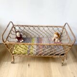 Rattan crib bed