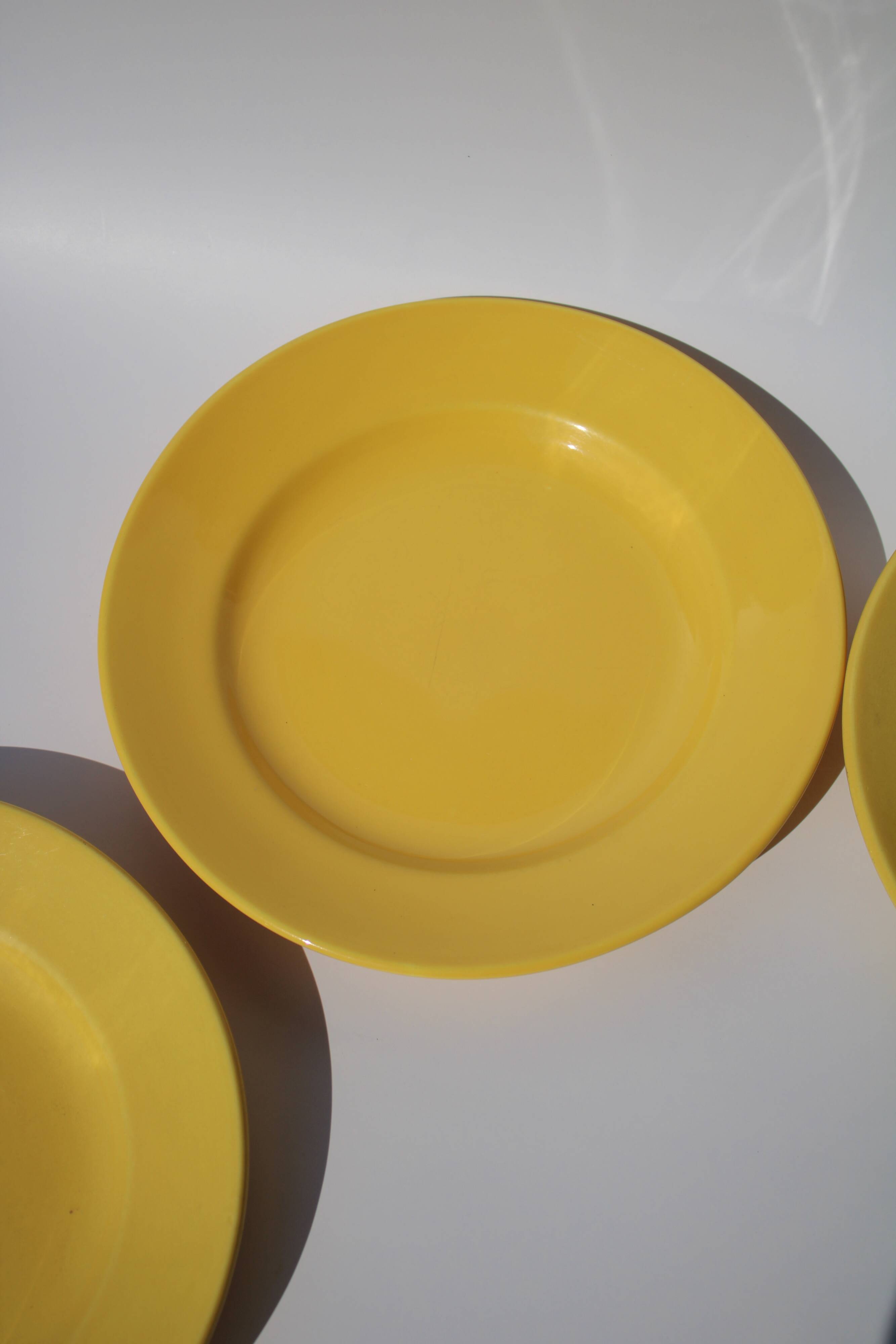 3 yellow Sarreguemines plates
