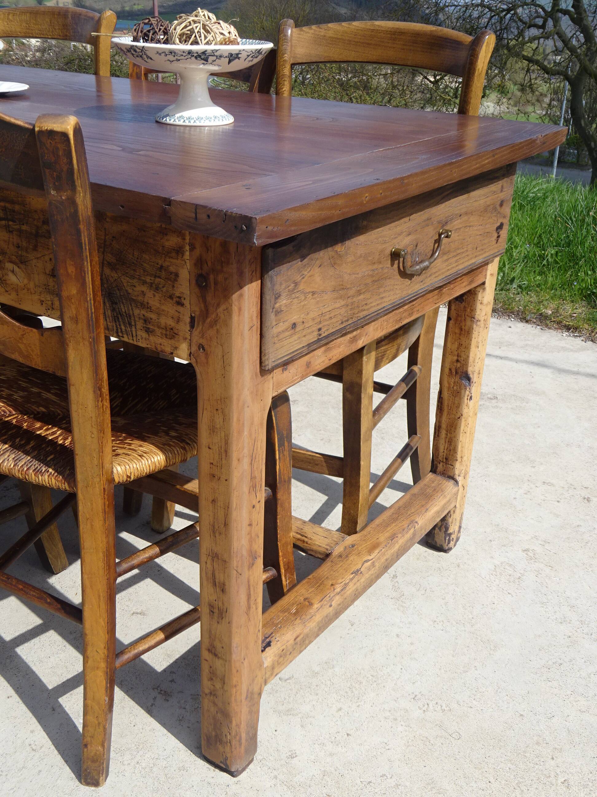 Old farmhouse table made entirely of restored solid oak.