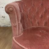 Powdered pink velvet toad chair