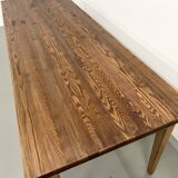 Farmhouse table with spindle legs in solid beech and ash