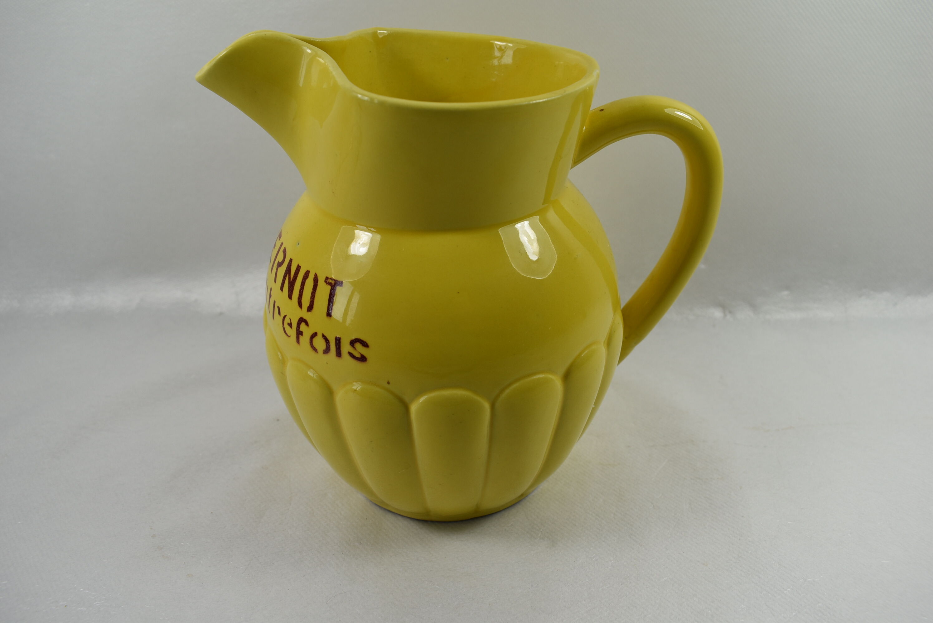 Former ceramic advertising pitcher anise rene pernot to the taste of formerly pastis 1930/40