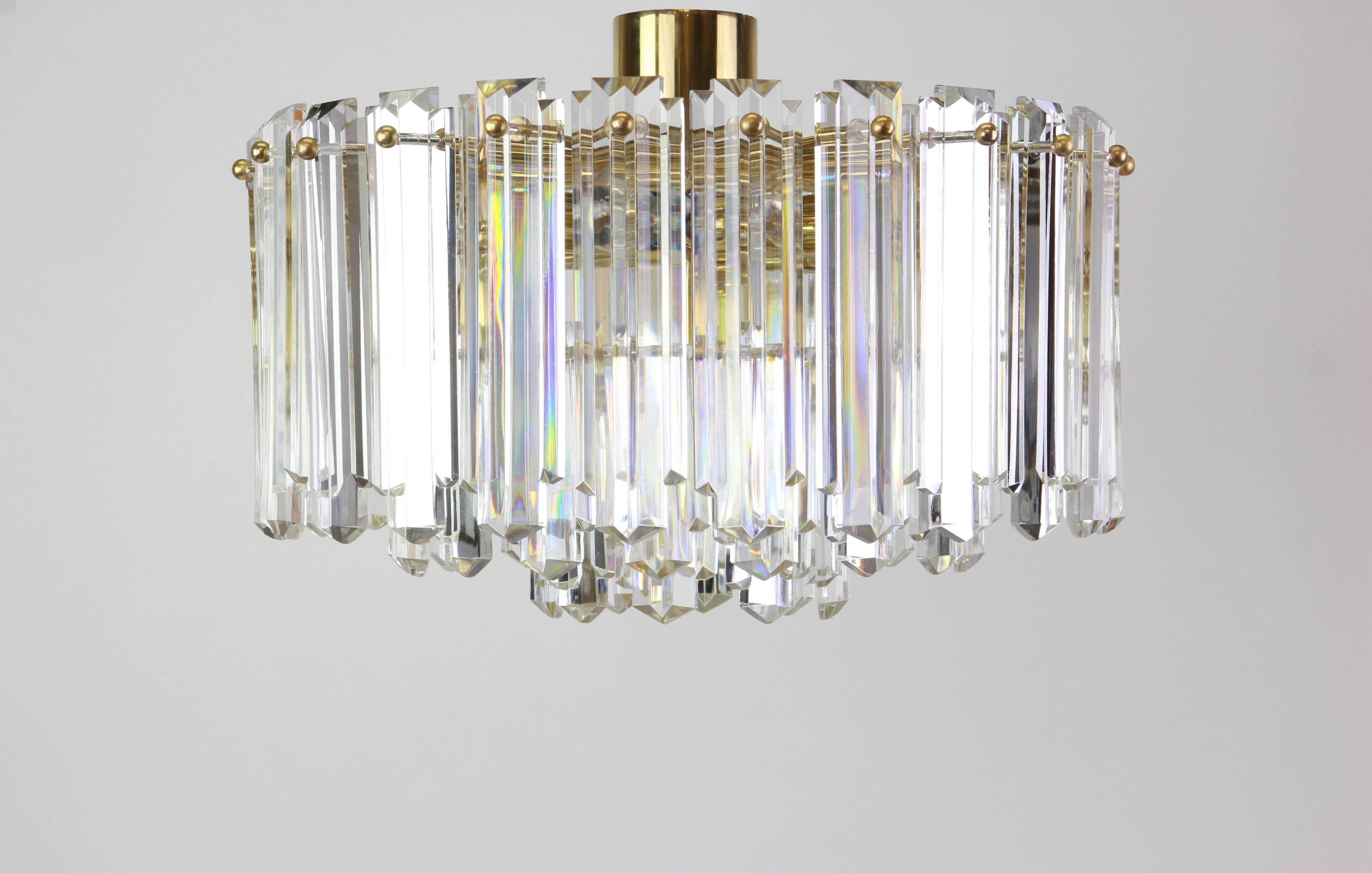 Elegant brass light fixture, crystal glass Floria, Kalmar, Austria, 1970.