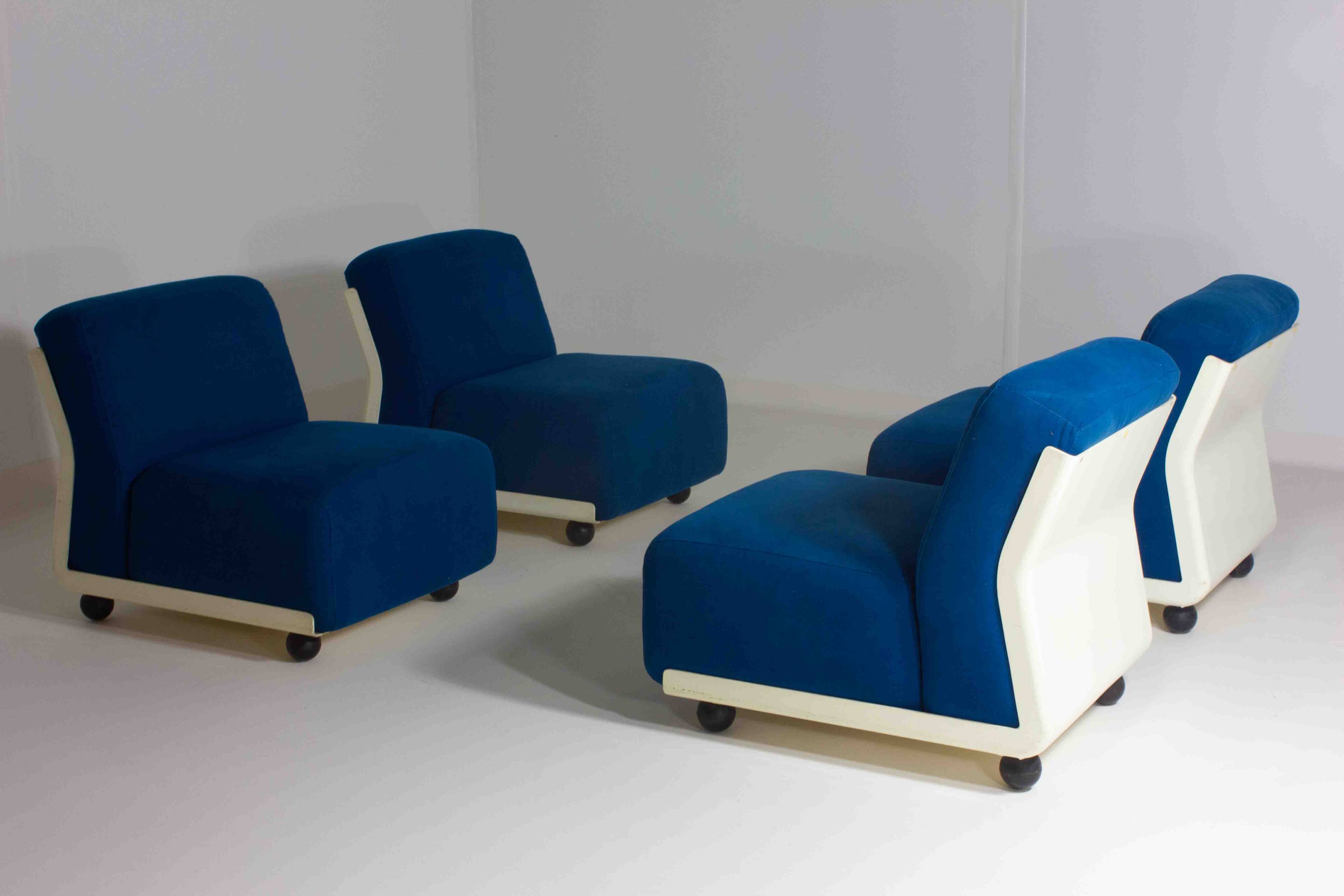 Modular "Amanta 24" sofa by Mario Bellini in premium cobalt blue, Italy 1975