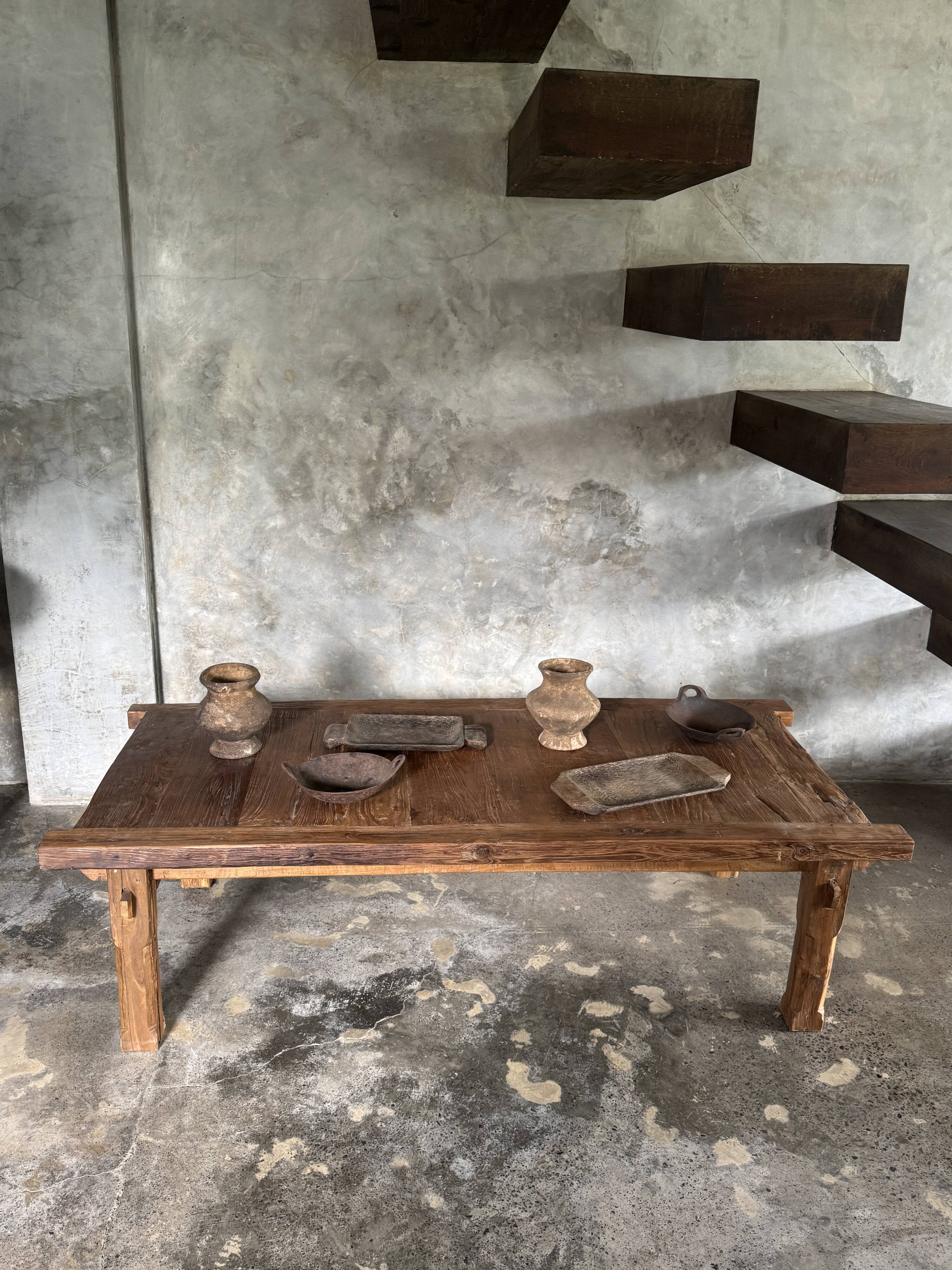 Large upcycled golden teak coffee table L1m60 W70 H45